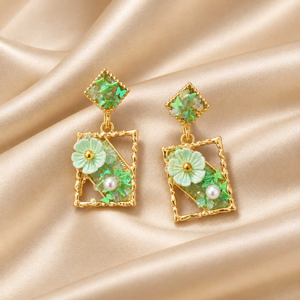 Crystal Floral Frame Green Earring 
