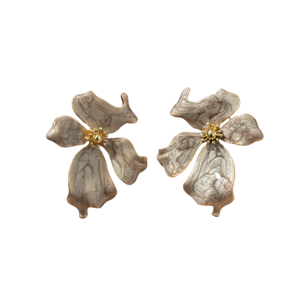 Happy Flower Grey Earring