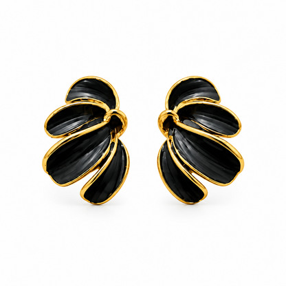 Runaway Bride Black Earring
