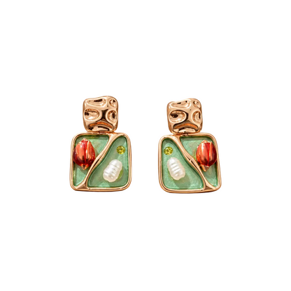 Tulip & Pearl Green Earring